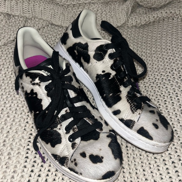 Adidas Stan Smith Black and White Fuzzy Cow Print Sneakers Women’s 7 - Picture 3 of 13